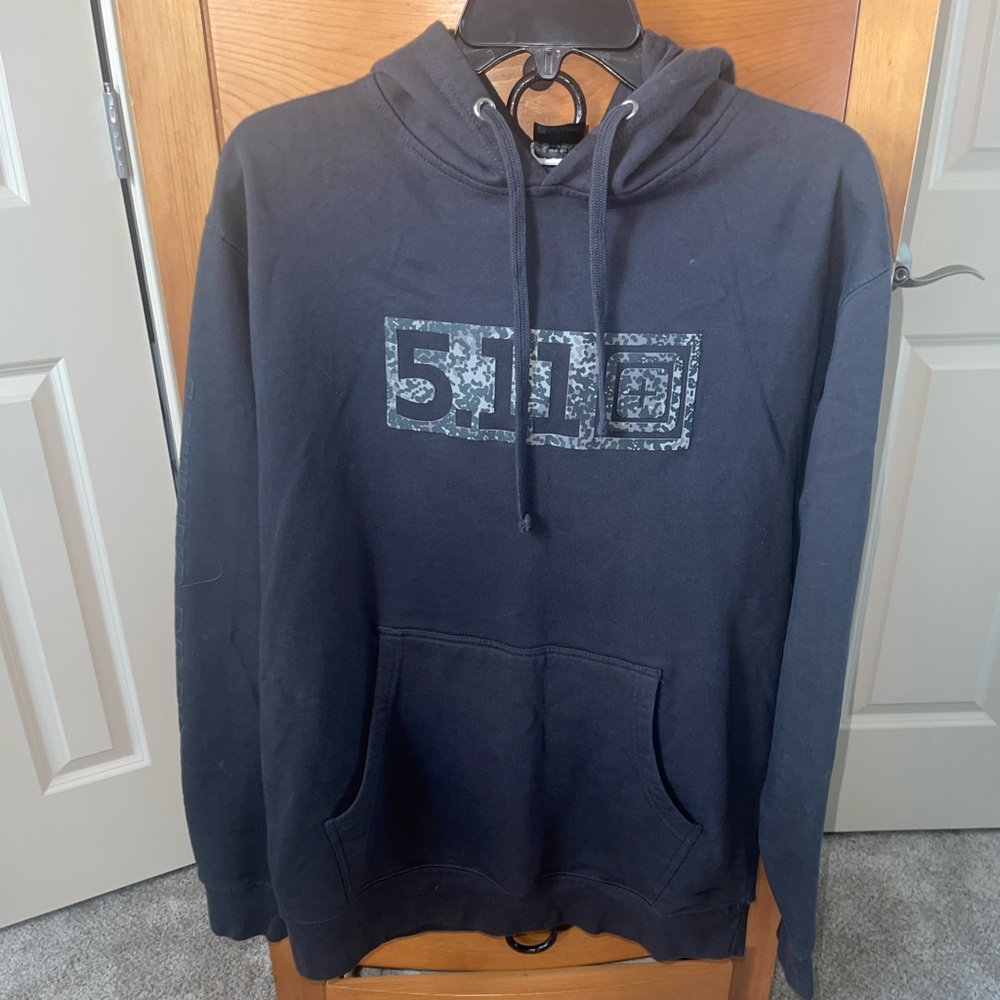 5.11 Tactical Dark Hoodie with Logo Hoodie size M men’s
